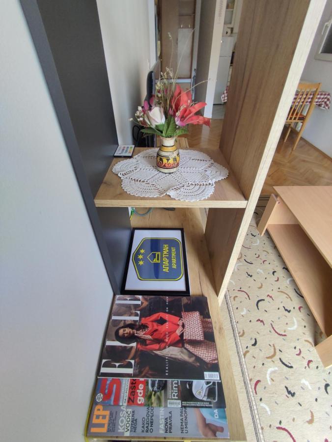 Woody Leilighet Novi Sad Eksteriør bilde
